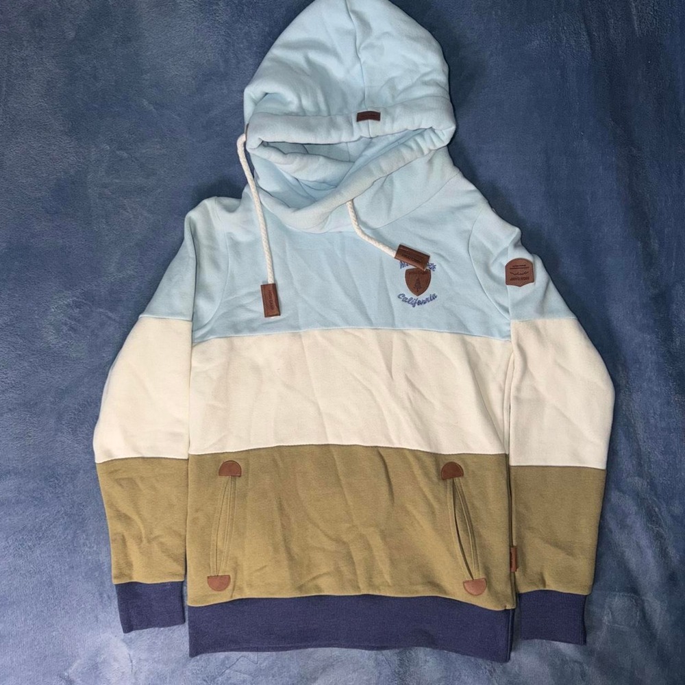 Wanakome Hoodie